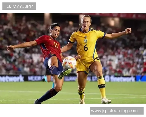 西班牙与荷兰世界杯对决回顾:经典之战的战术与瞬间解析